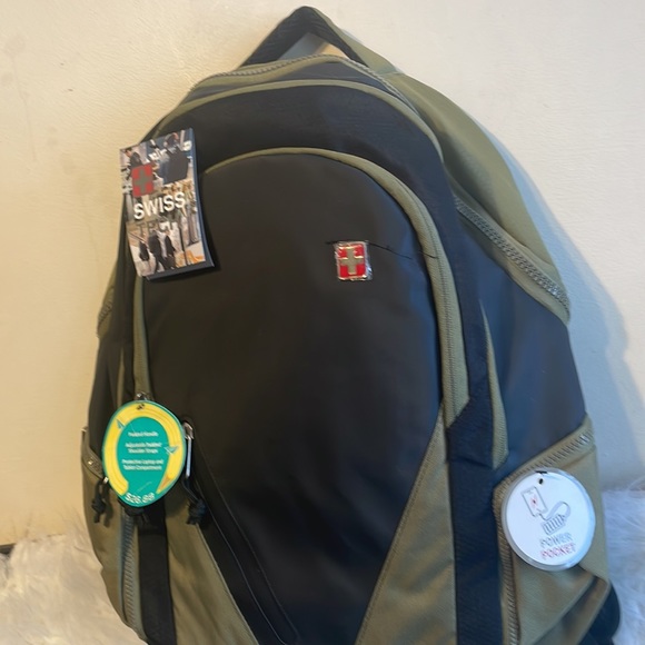 Swiss backpack - Picture 9 of 11